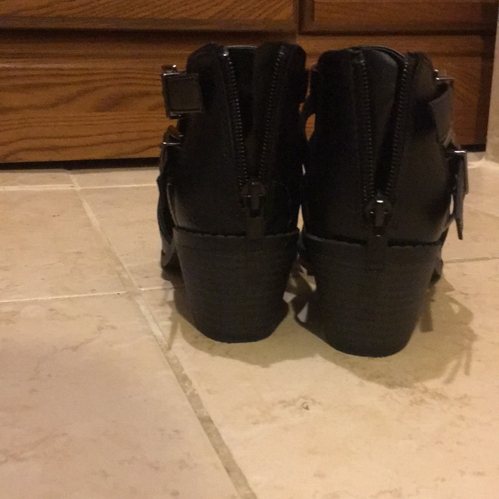 NWOT. Black ankle booties